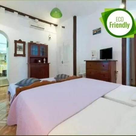 Διαμέρισμα Old Town Finest - Studio With City View
